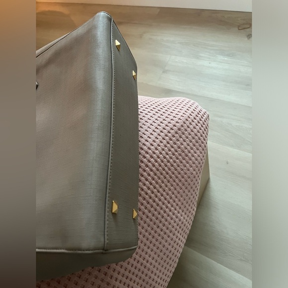 Dagne Dover The Legend Signature Tote in Bleeker Blush - Picture 8 of 12